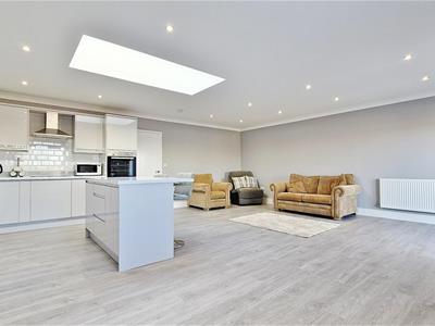 Alternate Lounge/Kitchen/Diner